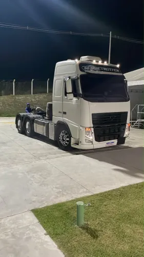 ÁGIO VOLVO 2014 6x4
