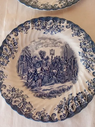 Pratos Antigos