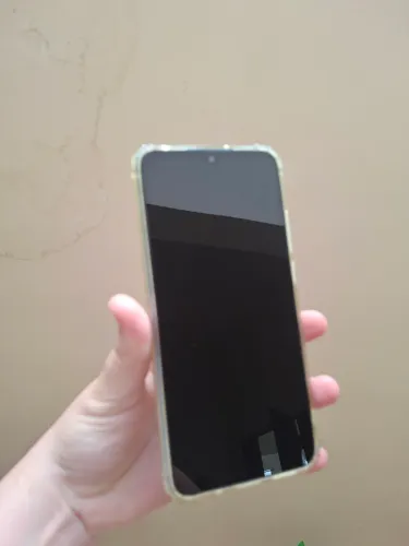 Redmi 9A com capinha inclusa