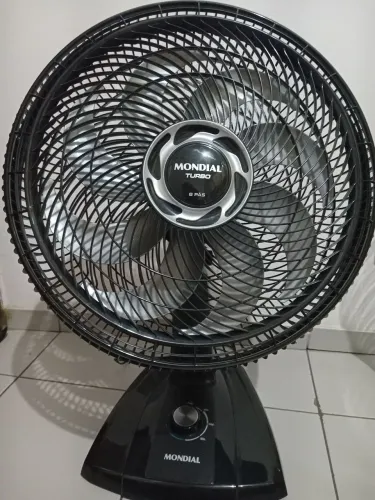 Ventilador Mondial Turbo 40cm preto e cinza 110v