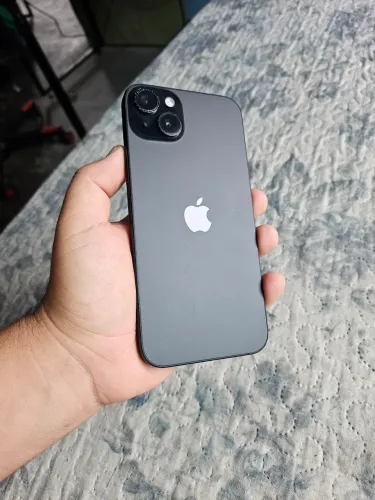 iPhone 15 Plus