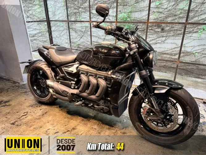 Triumph Rocket III R Storm Edition