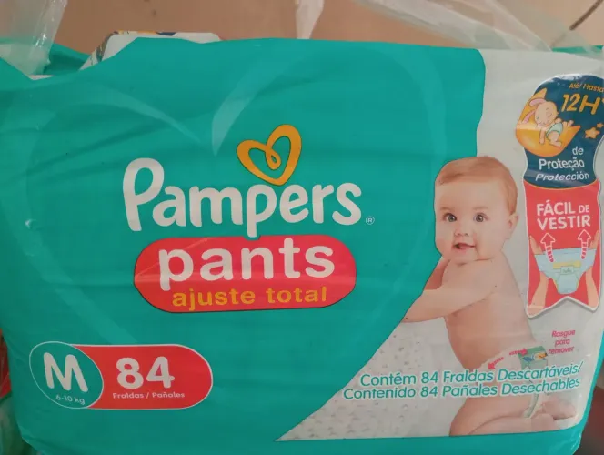 2 Pacotão de fraldas pampers 