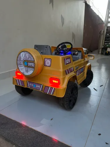 Carrinho elétrico infantil 12v eco jipe bandeirantes 