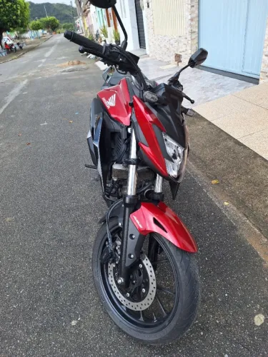 Vendo essa cb twister 300f