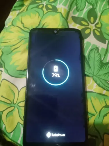 Moto G7 play 64 GB. NÃO LiGA lê anúncio 