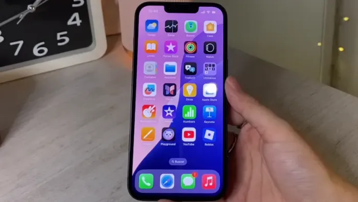 iPhone 16e