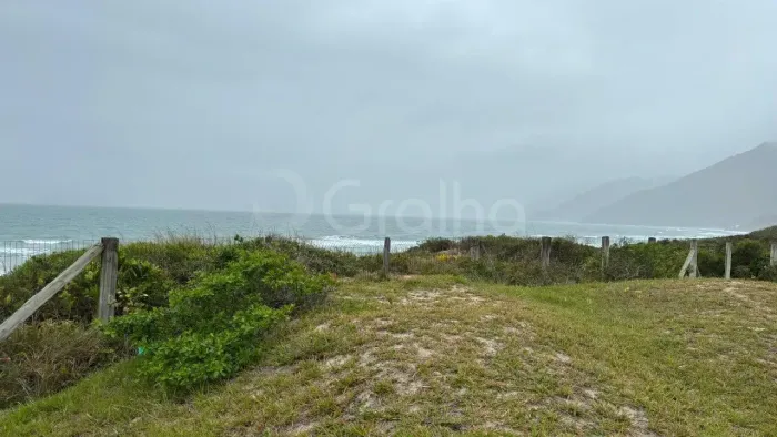 Imóvel para venda possui 510 metros quadrados em Pântano do Sul - Florianópolis - SC