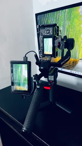 Câmera Sony A 6400 Ronin Rs3 mini monitor de referência 