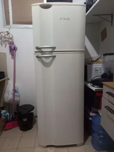 VENDO GELADEIRA