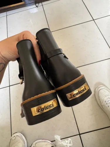 Bota cano baixo - Colcci