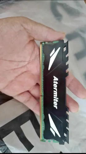 Troco 1 pente de 16 gb ram 3.200 MHz por 2 pentes de 8gb DDR4
