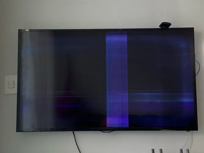 Vendo Televisão Samsung 50? com defeito na tela