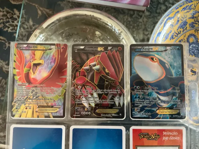 Cartas Pokémon raras Black and White 2012- Groudon EX, Kyogre EX, Ho-Oh EX e Tornadus EX