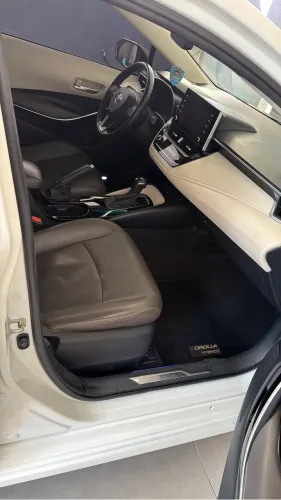 Toyota Corolla Altis Prem. Hybrid 1.8 Flex AUT 2020