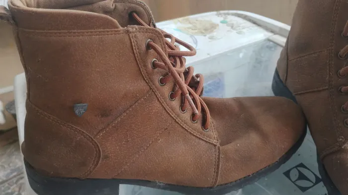Bota Mr Kitchener 
