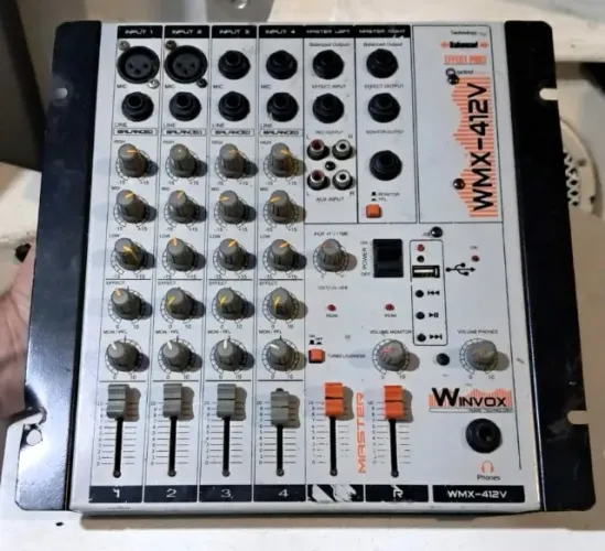 Mesa de som Winvox WMX-4 12V
