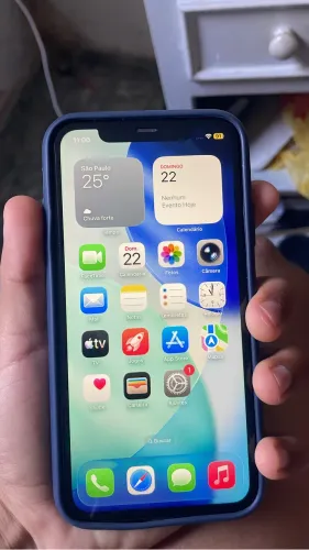 iPhone 11 