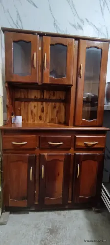 Armário de cozinha de angelim 500 reais. 