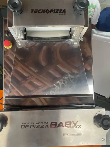 Vendo Modeladora de Pizza Tecnopizza Baby Maxx 