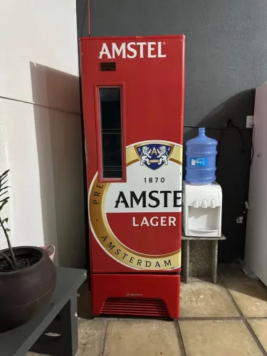 Freezer/Cervejeira Vertical Metalfrio Amstel