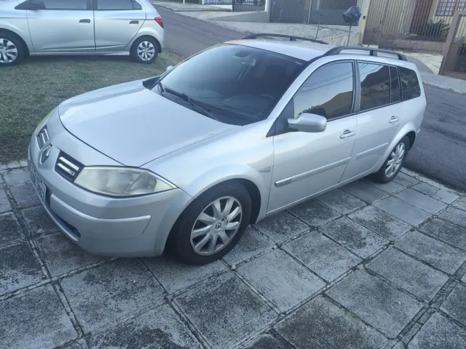 Renault Megane Grand Tour Dynam. Hi-flex 1.6 16V 2011