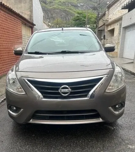Nissan Versa Unique 1.6 16V Flexstart 4P Aut. 2017