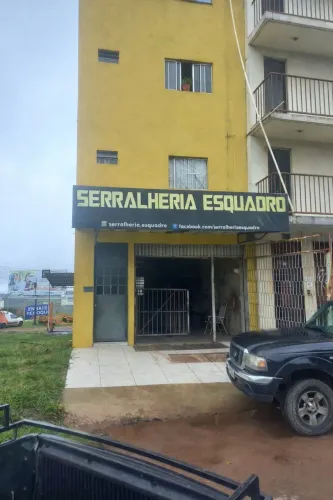 Vendo ou troco loja  Qs 402 samambaia norte 