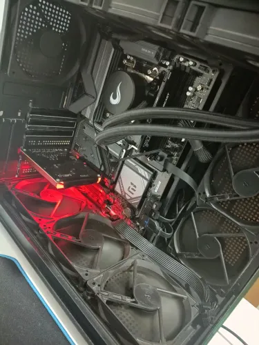 Fans rise mode Black