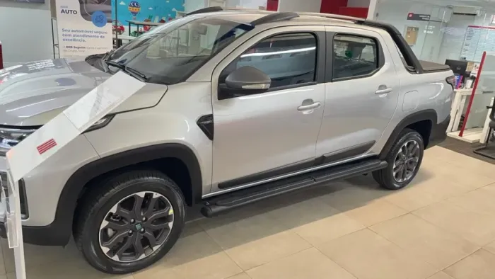 Fiat Strada Ultra 1.0 Flex Turbo CD Aut. 2027