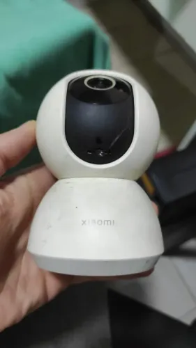 Câmera Xiaomi C300 usada com cartão 16GB pronta para uso