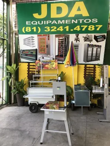 Serra para peixe/ ossos pequena com cavalete- Ideal para peixaria, açougue