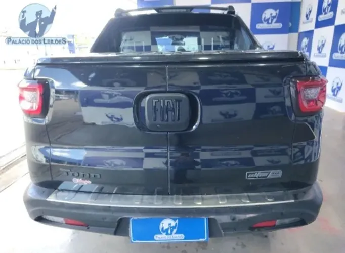 Traseirao traseira com teto lateral Fiat Toro