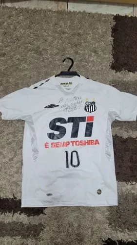 Camiseta do Santos 2009 autografada