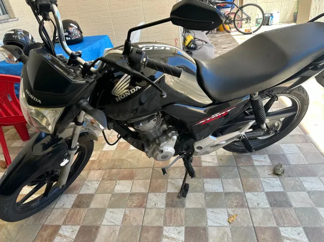 Aluguel de moto CG start 160 cilindrada locação de moto