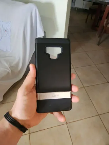 Capa do Note 9 Samsung anti-impacto com apoio (Troco por carregador Samsung 25W preto)