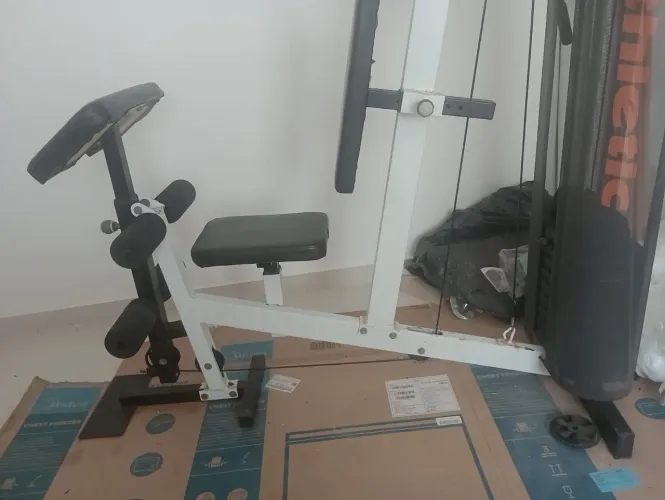 Vendo maquina pra fazer exercícios 