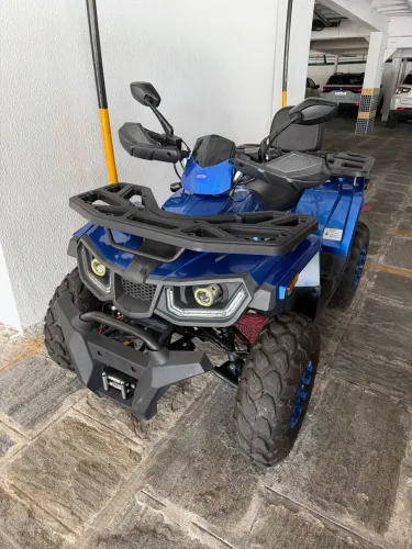 Vendo quadriciclo ATV 200 2025