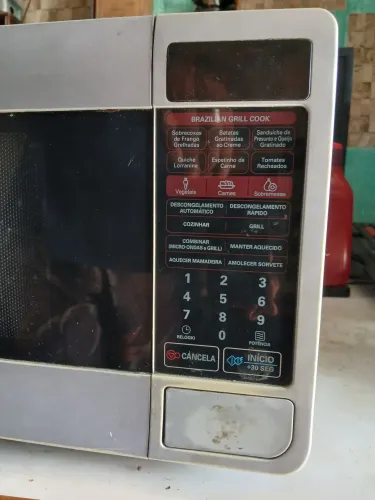 Micro-ondas Grill Brazilian Cook