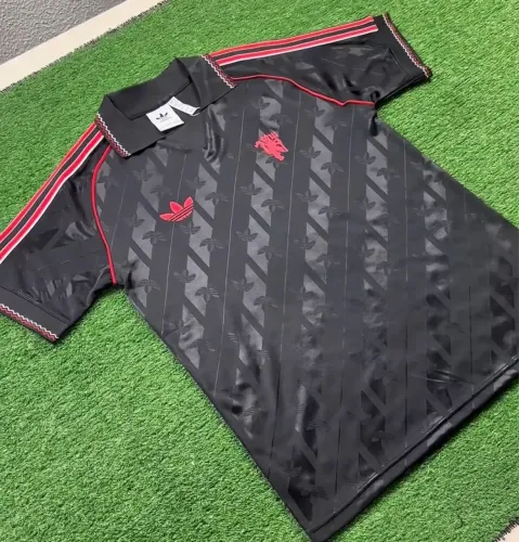 MANCHESTER UNITED LIFESTYLE 