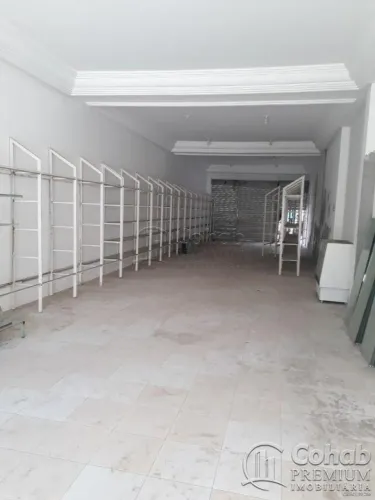 Ponto Comercial à Venda no Centro 210m²