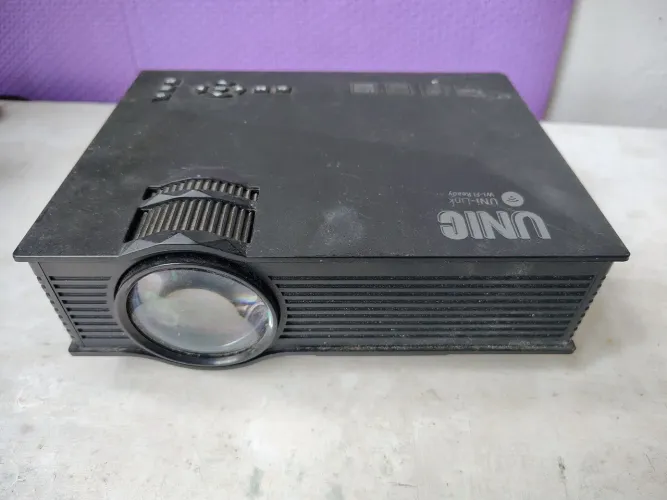 Projetor compacto LED 
