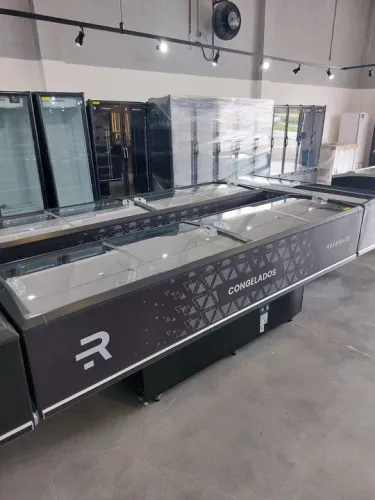 Ilha para congelados 3m com iluminação em led Nova pronta entrega