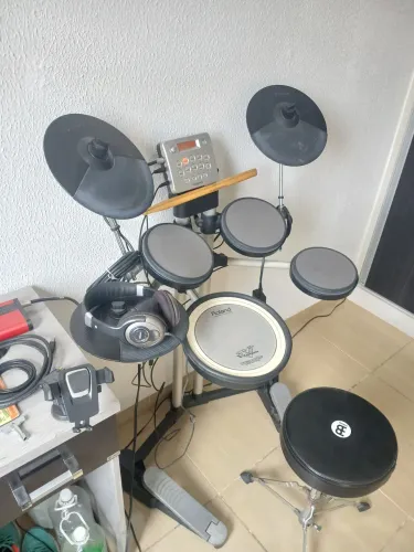 Bateria Eletrônica Roland V-Drums HD3