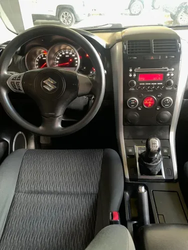 Suzuki Grand Vitara 2.0 16V 4x2/4x4 5P Mec. 2014