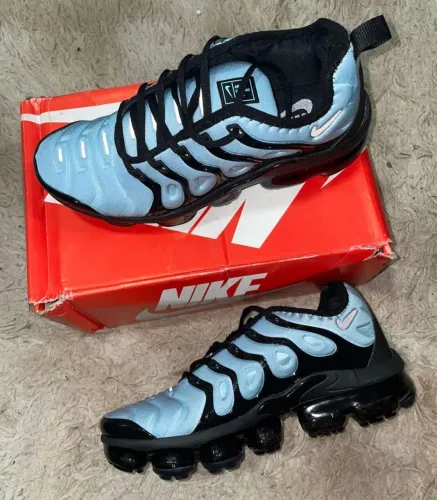 Tênis Nike vapor Max plus 