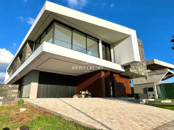 Casa de Luxo com 5 suítes. Jardins de Monet Residence