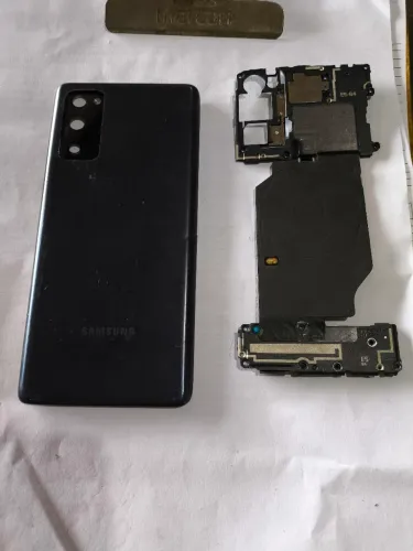 Kit tampa traseira s20fe