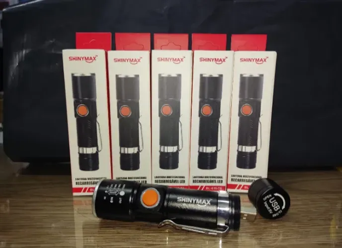 Lanterna Usb Recarregável Com Zoom Longo Alcance