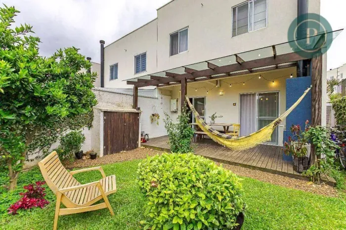 Sobrado com 3 dormitórios à venda, 108 m² por R$ 999.000,00 - São Lourenço - Curitiba/PR